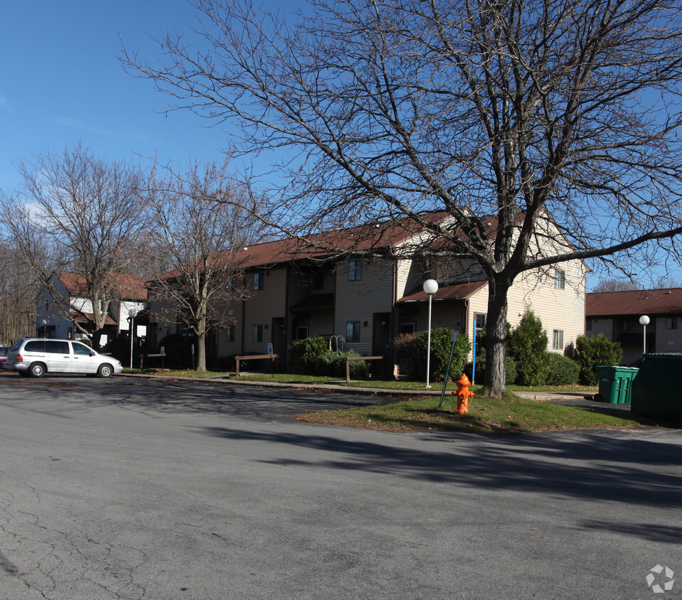 Primary Photo - Conifer Village Apartments