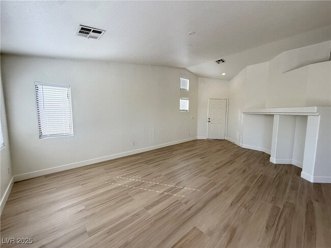 Building Photo - 5718 Royal Sands St