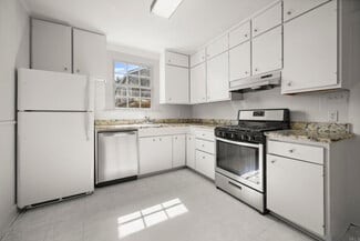 Building Photo - 4080 Convention St