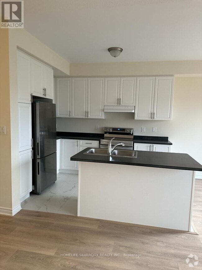 Building Photo - 125 Sapphire Wy