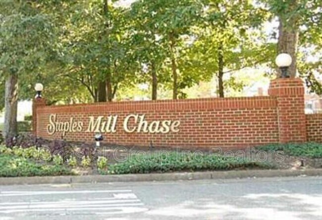 Foto del edificio - 5253 Mile Course Walk