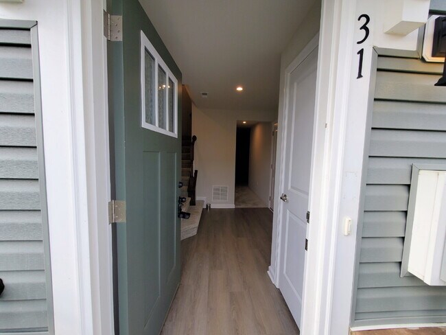 Building Photo - Beautiful 3-Bedroom Townhouse in Swedesboro, NJ - Modern Living with 2.5 Baths and 2,307 Sq Ft!