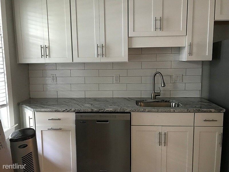 Primary Photo - 3 br, 1 bath Apartment - 24 Parkton Road