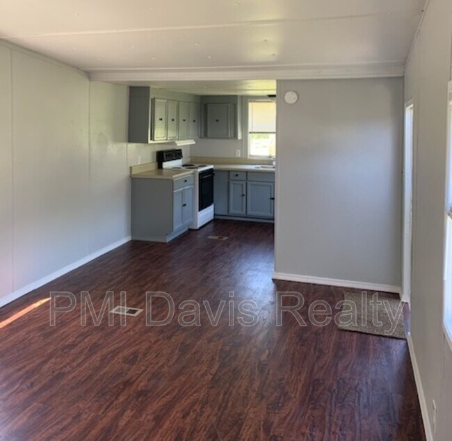 Foto del edificio - 5266 Hwy 17
