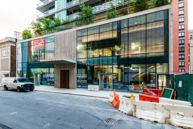 Foto del edificio - 430 Albee Square W