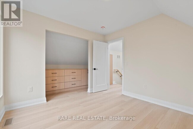 Photo du bâtiment - 191 Gledhill Ave