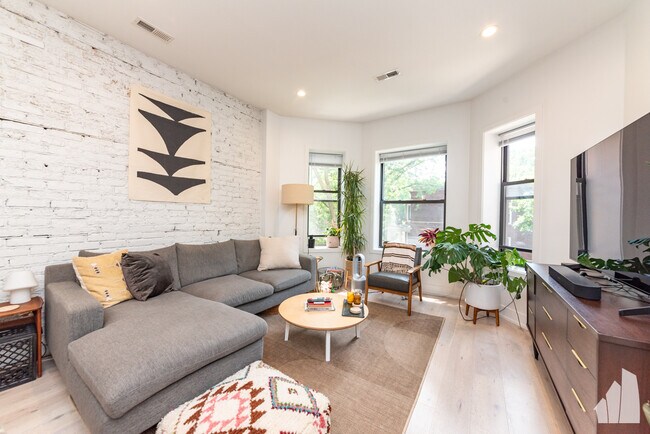 Foto del edificio - 1334 W Bryn Mawr Ave