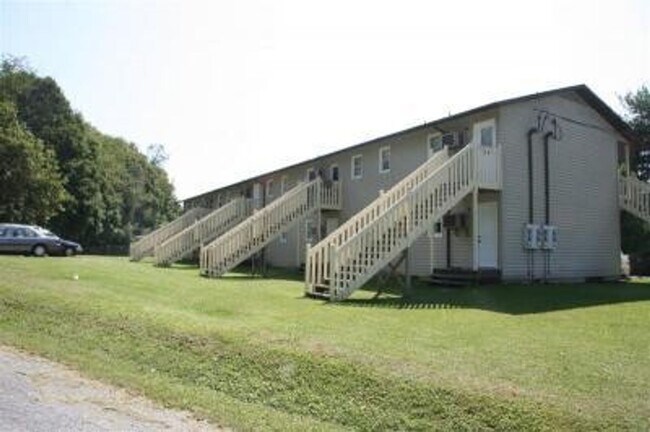 Foto del edificio - 1410 E Lakeview Dr
