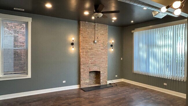 Building Photo - 2103 S Christiana Ave