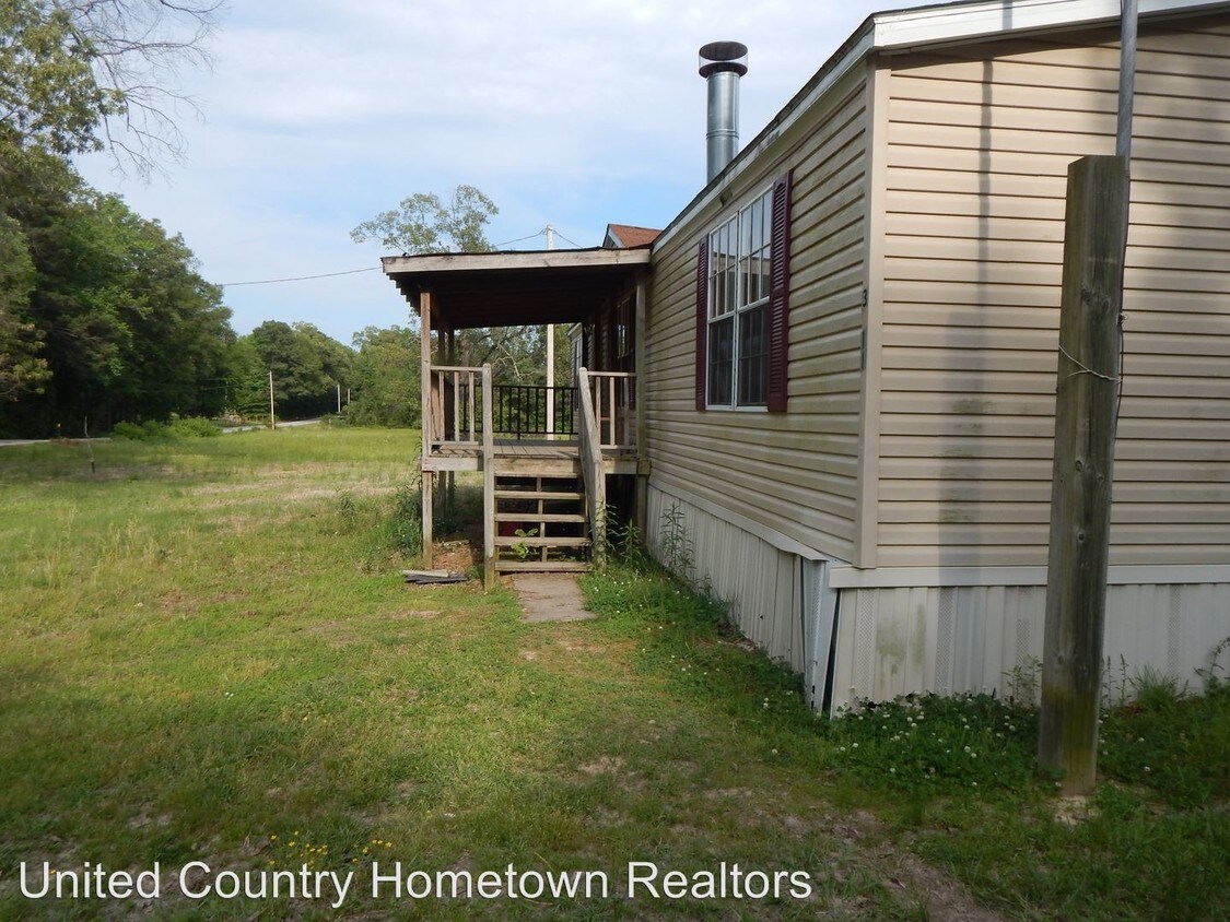 Building Photo - 3 br, 2 bath House - 3911 Central Rd
