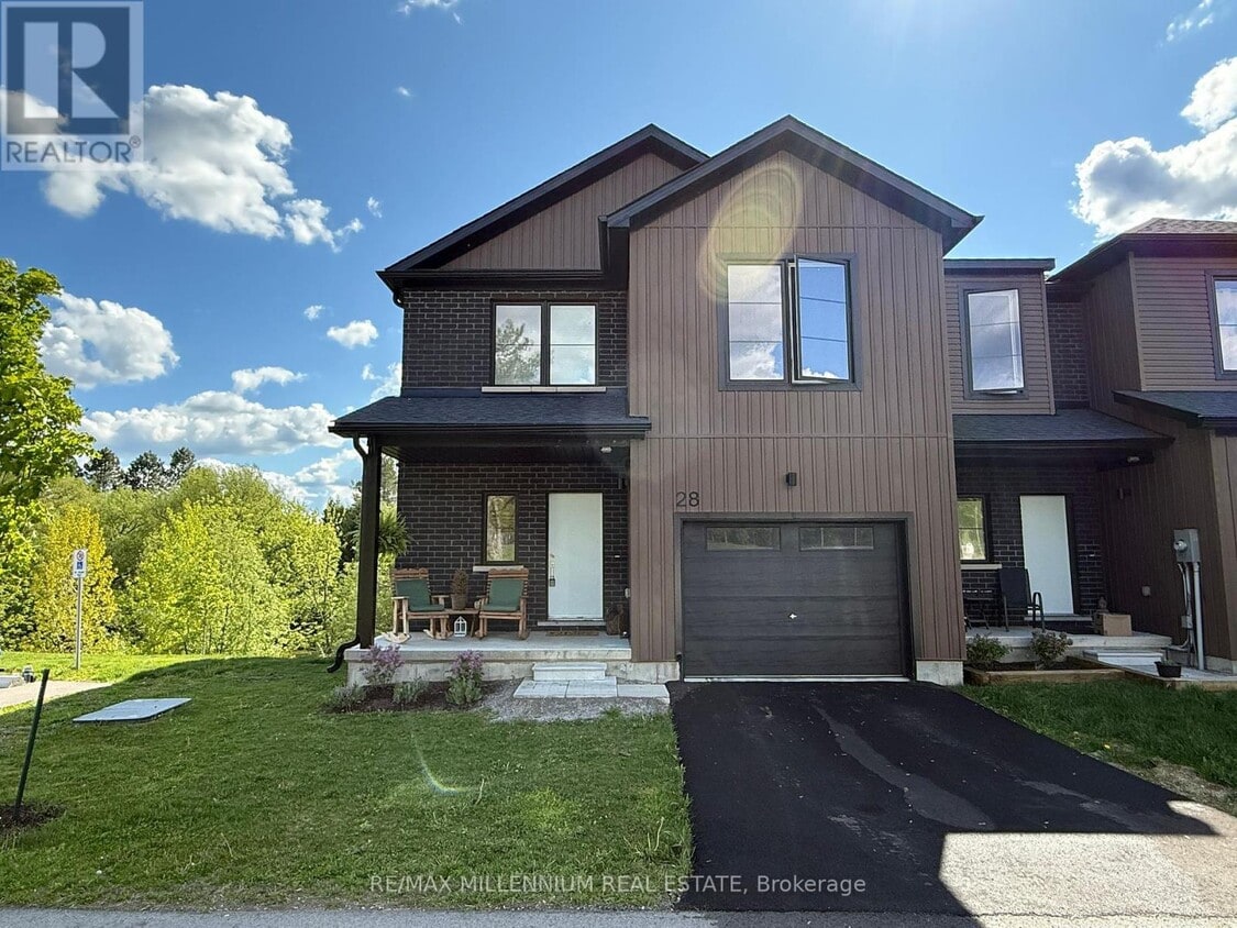 Primary Photo - 28 Trailside Dr