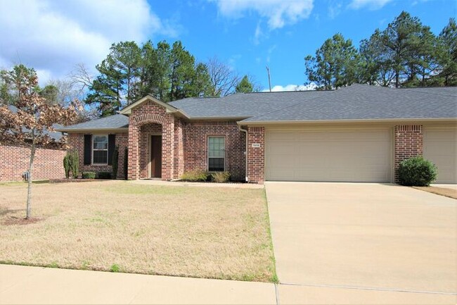 Building Photo - Coming Soon: Modern 3 Bedroom, 2 Bathroom ...