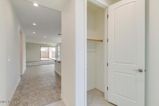 Foto del edificio - 1674 N Hester Trail