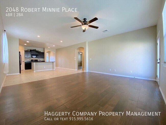 Building Photo - 2048 Robert Minnie
