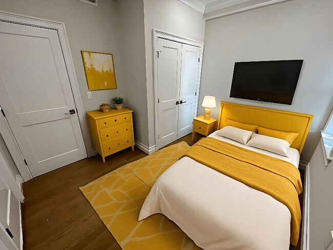 Foto del edificio - RENOVATED BRIGHTON 2 BED WITH CENTRAL AIR, W/D AVAIL 6/1