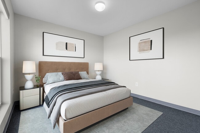 Building Photo - Pine Rock Townhomes  Student Living