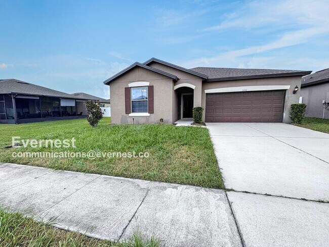 Foto del edificio - 5110 Claremont Ct