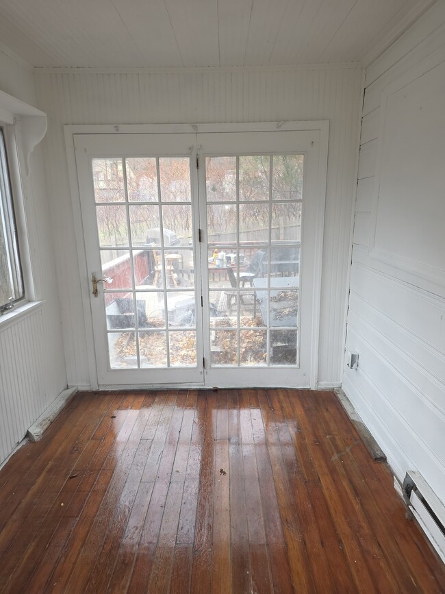 Building Photo - 25 Laurel Trl