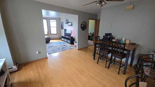 Foto del edificio - 1746 N 54th St