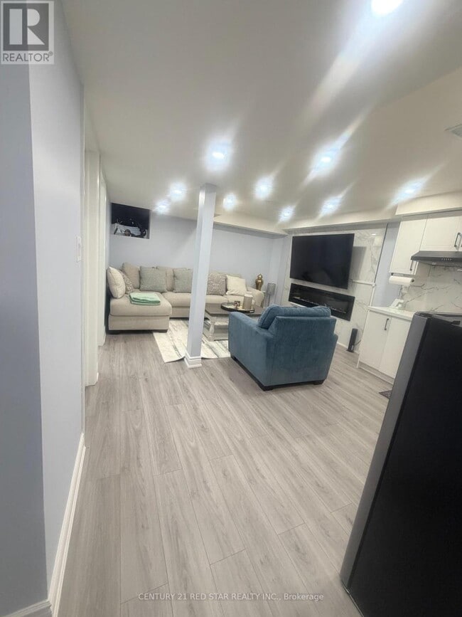 Building Photo - 259 Robert Parkinson Dr