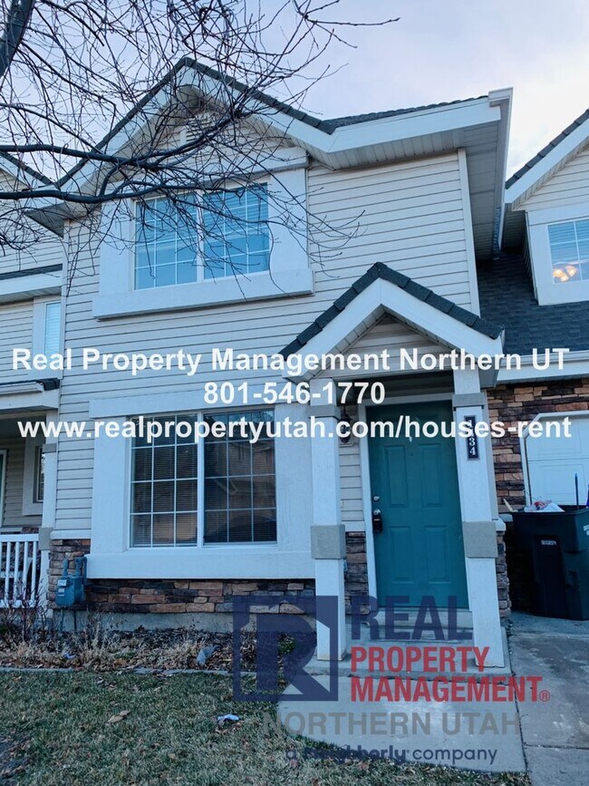 Foto del edificio - 3 Bedroom, 2.5 Bath Townhome Now Available