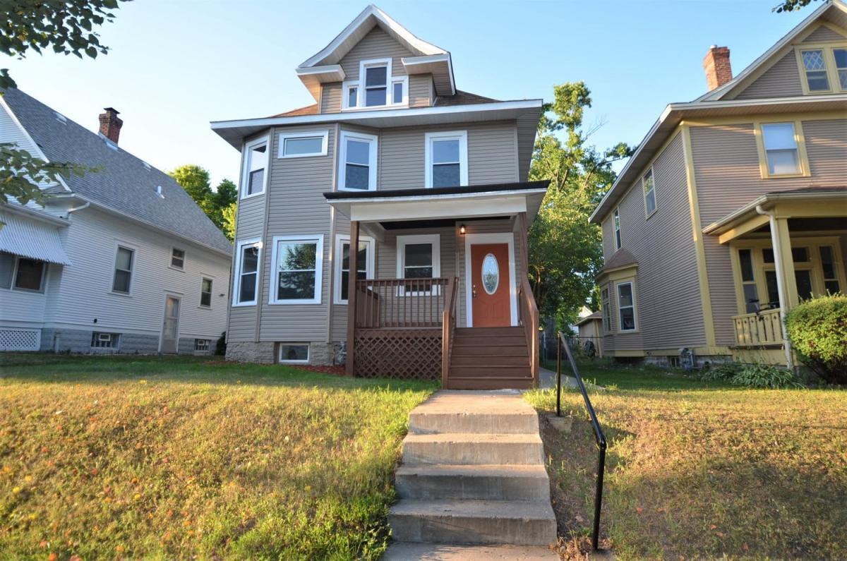 966 Carroll Ave, Saint Paul, MN 55104 - House Rental in Saint Paul, MN |  Apartments.com