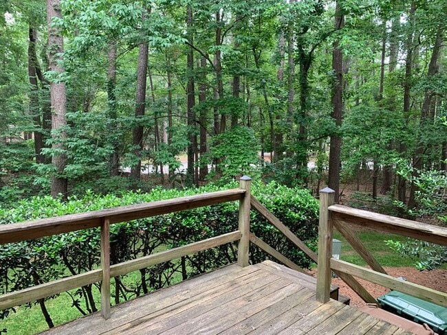 Building Photo - 121 Winners Cir