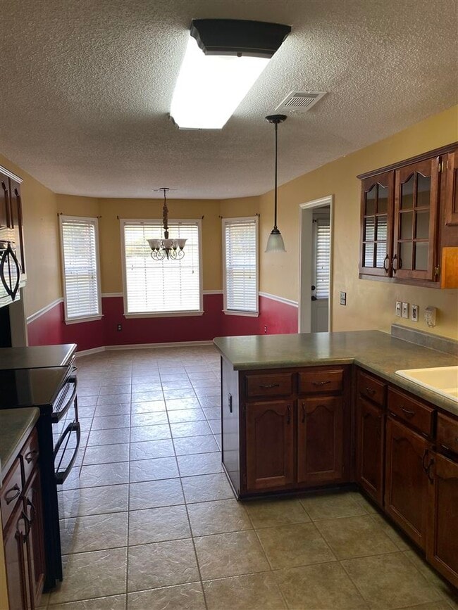 Building Photo - 9730 Lakeland Hills Cove