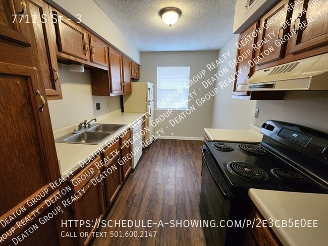 Building Photo - Welcome Home to 7711 S Street Unit #3 in L...