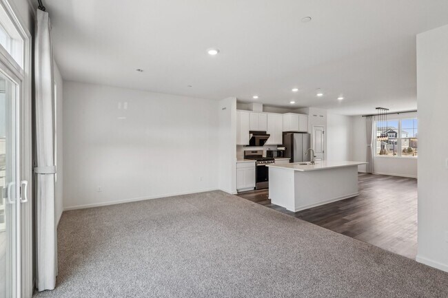 Foto del edificio - 2014 Yellowstone Blvd