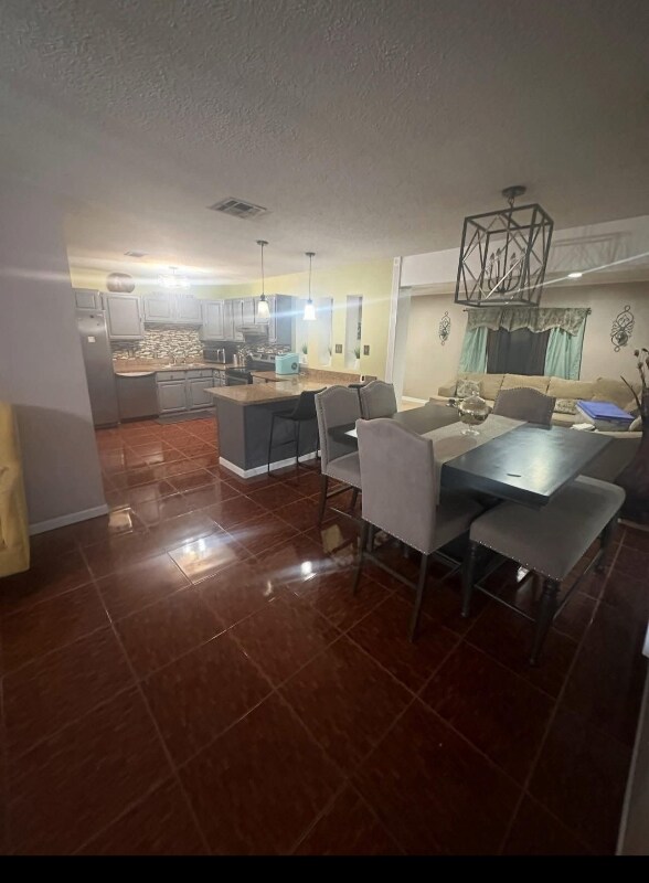 Foto del edificio - 1065 Beechwood Dr