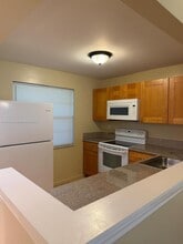 Building Photo - 3321 NW 47th Terrace