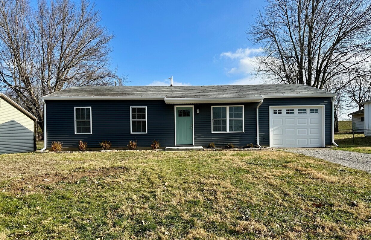 Primary Photo - 326 Fairview Dr