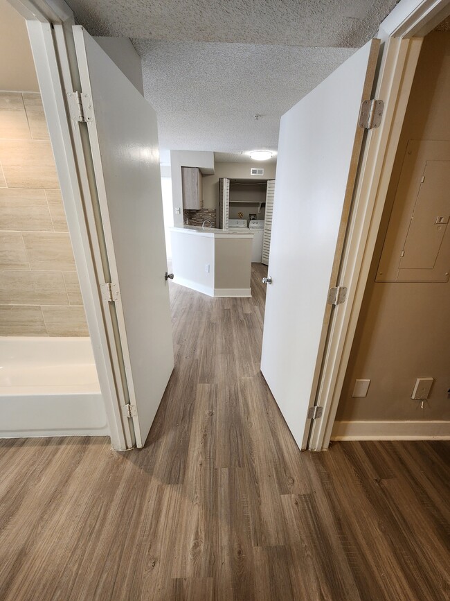 Apartment entry - Waterway Village