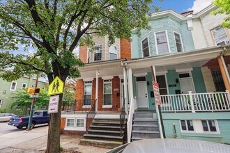 Building Photo - 345 E 28th St