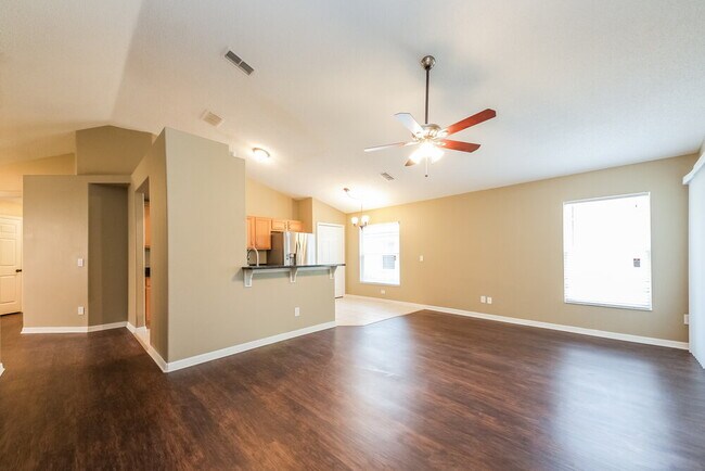 Building Photo - 13918 Valleybrooke Ln
