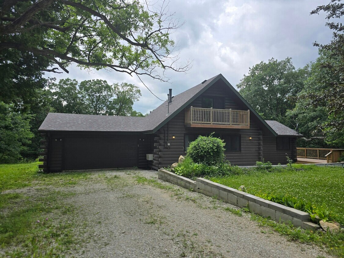 Foto principal - 32487 K Ave