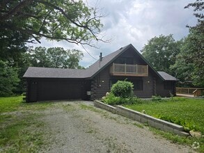 Building Photo - 32487 K Ave