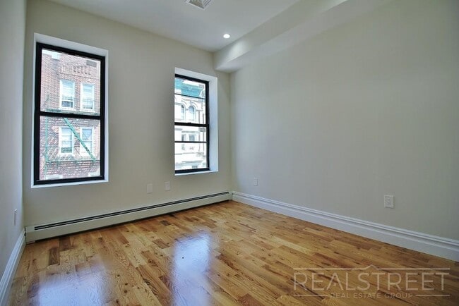 Building Photo - NEW Modern 3 Bed in Crown Heights
