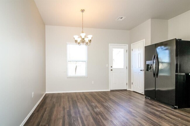 Foto del edificio - 3325 SE 94th St