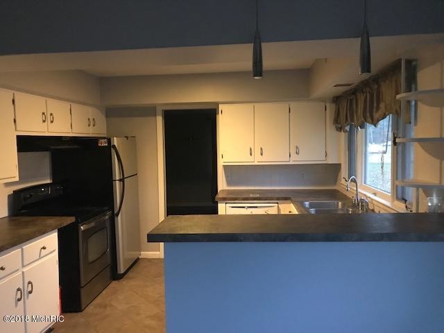 Building Photo - 3104 Springbrook Dr