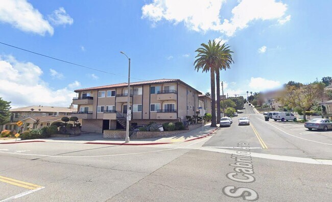 Foto del edificio - 785 W 19th St