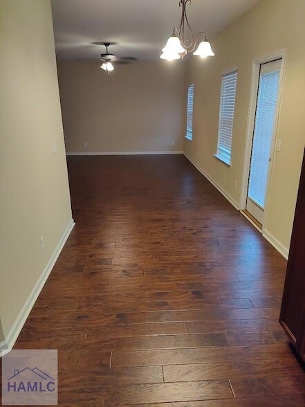 Foto del edificio - 1598 Longleaf Ct