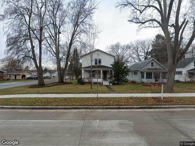 Building Photo - 1303 2nd St