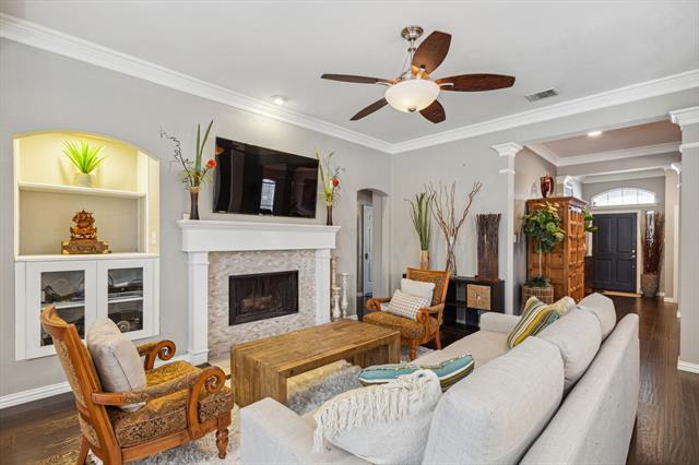 Foto del edificio - 8405 Beech Ln