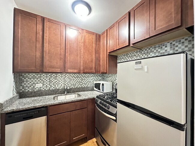 Foto del edificio - 555 W Arlington