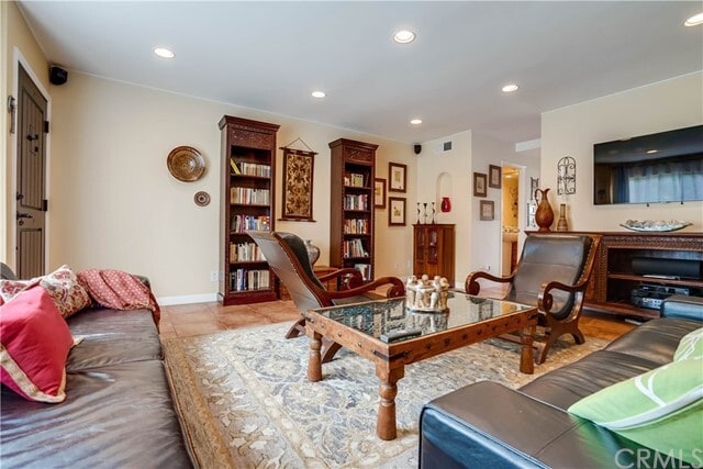 Building Photo - 28030 Ridgebluff Ct