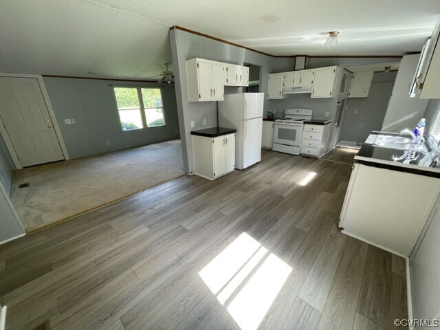 Foto del edificio - 3821 Howell Rd
