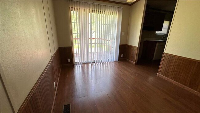 Foto del edificio - 978 Township Rd 156