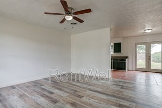 Building Photo - 1612 68th St